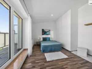 Pronájem bytu 2+kk, Jesenice, Sluneční, 58 m2