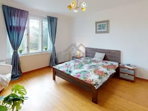 Prodej rodinného domu, Velvary, 240 m2