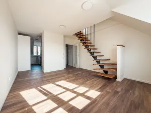 Pronájem bytu 2+1, Praha, U první baterie, 46 m2