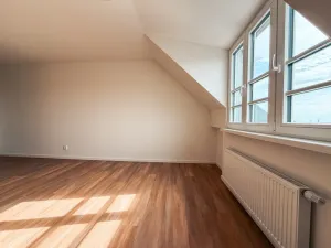 Pronájem bytu 2+1, Praha, U první baterie, 46 m2