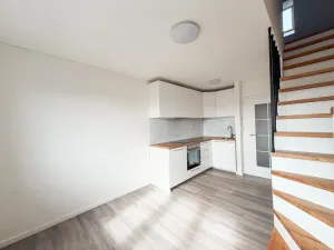 Pronájem bytu 1+1, Praha, U první baterie, 28 m2
