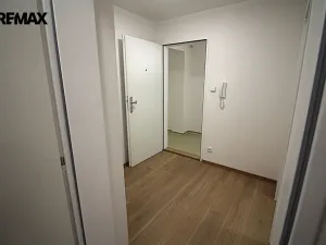 Pronájem bytu 2+kk, Chrastava, náměstí 1. máje, 71 m2