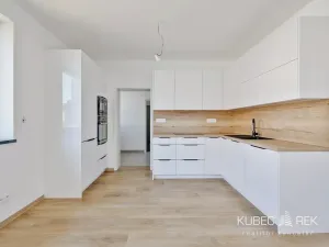Prodej bytu 1+kk, Veselí nad Lužnicí, Budějovická, 40 m2