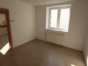 Pronájem bytu 2+kk, Měřín, Náměstí, 39 m2