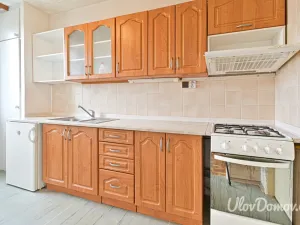 Prodej bytu 4+1, Praha - Lhotka, Toušeňská, 77 m2