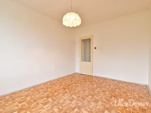 Prodej bytu 4+1, Praha - Lhotka, Toušeňská, 77 m2