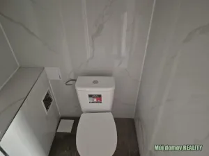Pronájem obchodního prostoru, Žatec, Husitské náměstí, 300 m2