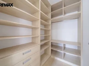 Prodej bytu 4+kk, Karlovy Vary, Libušina, 171 m2