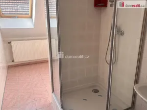 Pronájem atypického bytu, Praha - Lipence, Jílovišťská, 14 m2