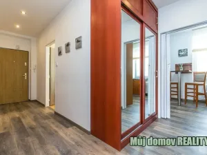 Pronájem bytu 2+1, Praha - Vokovice, Kladenská, 61 m2