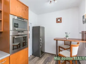 Pronájem bytu 2+1, Praha - Vokovice, Kladenská, 61 m2