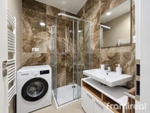 Pronájem bytu 1+kk, Brno, Komárovská, 38 m2