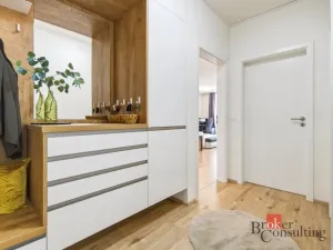Pronájem bytu 2+kk, Pardubice - Zelené Předměstí, Boženy Vikové-Kunětické, 58 m2