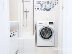 Pronájem bytu 2+1, Praha, Nad alejí, 52 m2