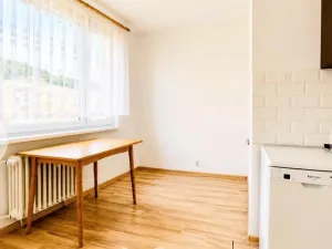 Prodej bytu 2+1, Krupka - Maršov, Karla Čapka, 62 m2