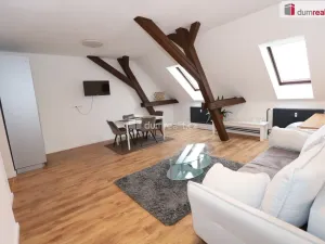 Prodej bytu 3+1, Cheb, Svatopluka Čecha, 87 m2