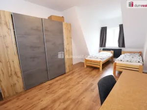 Prodej bytu 3+1, Cheb, Svatopluka Čecha, 87 m2