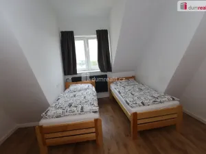 Prodej bytu 3+1, Cheb, Svatopluka Čecha, 87 m2