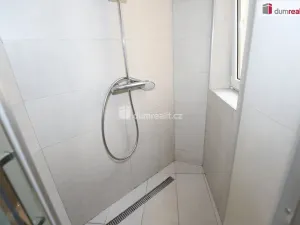 Prodej bytu 3+1, Cheb, Svatopluka Čecha, 87 m2