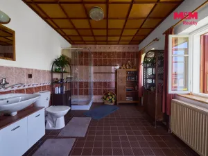 Prodej historického objektu, Božanov, 263 m2