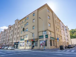Prodej bytu 3+kk, Praha, Na Zámyšli, 61 m2