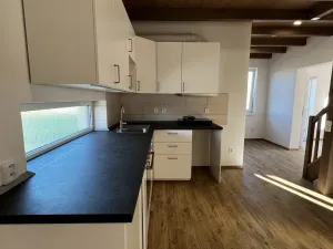 Pronájem rodinného domu, Nová Ves nad Popelkou, 78 m2