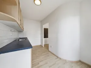 Prodej bytu 1+1, Olomouc, Slavonínská, 37 m2