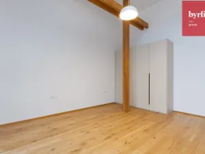 Prodej bytu 2+kk, Praha, Vrtbova, 56 m2