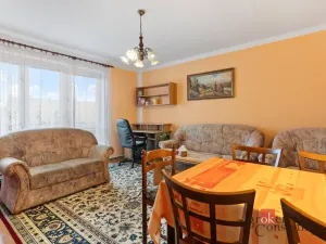 Prodej bytu 3+1, Dobrovice - Libichov, 77 m2