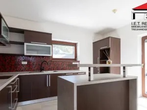 Prodej rodinného domu, Židlochovice, Meruňková, 326 m2