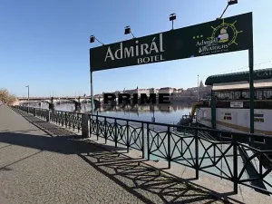 Pronájem bytu 3+1, Praha - Smíchov, Hořejší nábřeží, 94 m2