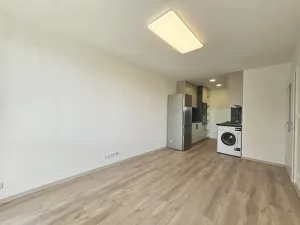 Pronájem bytu 2+kk, Praha - Hostivař, Sáňkařská, 40 m2