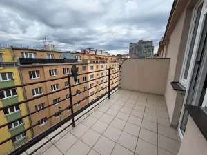 Pronájem bytu 1+kk, Praha - Vršovice, K louži, 32 m2