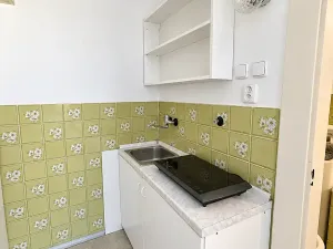 Pronájem bytu 1+kk, Praha - Vršovice, K louži, 32 m2