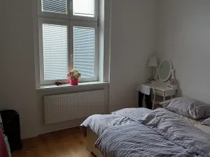 Pronájem bytu 2+kk, Praha - Karlín, Pobřežní, 50 m2