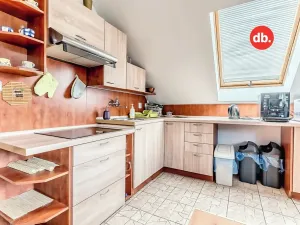 Prodej rodinného domu, Stružná, 240 m2