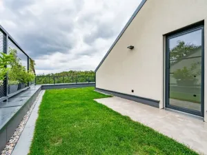 Prodej rodinného domu, Praha - Modřany, 304 m2