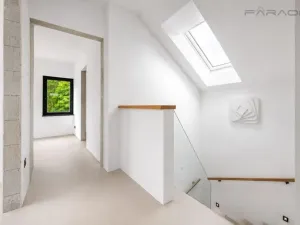 Prodej rodinného domu, Praha - Modřany, 304 m2
