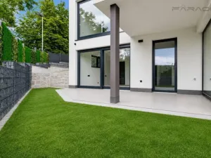 Prodej rodinného domu, Praha - Modřany, 304 m2