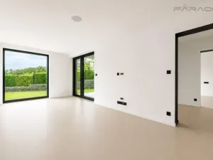 Prodej rodinného domu, Praha - Modřany, 304 m2