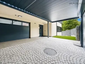 Prodej rodinného domu, Praha - Modřany, 304 m2