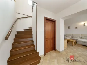 Prodej rodinného domu, Nový Knín - Kozí Hory, 239 m2