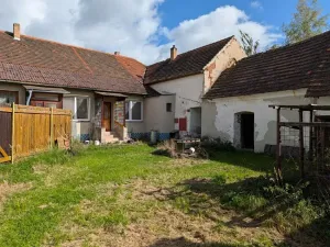 Prodej rodinného domu, Skály, 380 m2