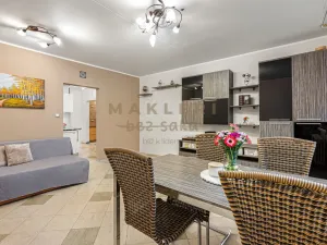 Prodej bytu 4+kk, Praha, Pod lysinami, 80 m2