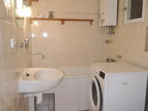 Pronájem bytu 1+kk, Praha - Michle, Nuselská, 41 m2