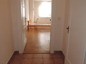 Pronájem bytu 1+kk, Praha - Michle, Nuselská, 41 m2