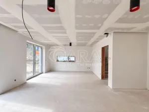 Prodej rodinného domu, Kamenice - Ládví, Benešovská, 159 m2
