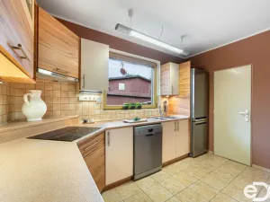 Prodej rodinného domu, Kostelní Lhota, 141 m2