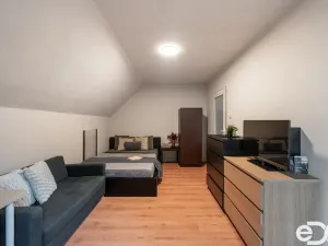 Prodej rodinného domu, Kostelní Lhota, 141 m2