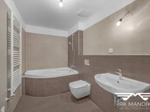 Pronájem bytu 3+kk, Praha - Dolní Chabry, K Beranovu, 86 m2